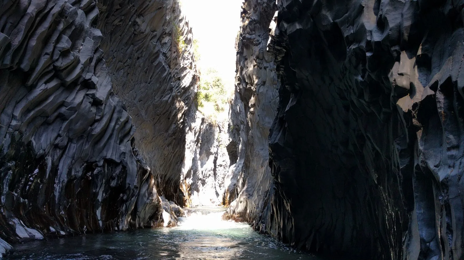 Le colonne di basalto delle Gole dell'Alcantara