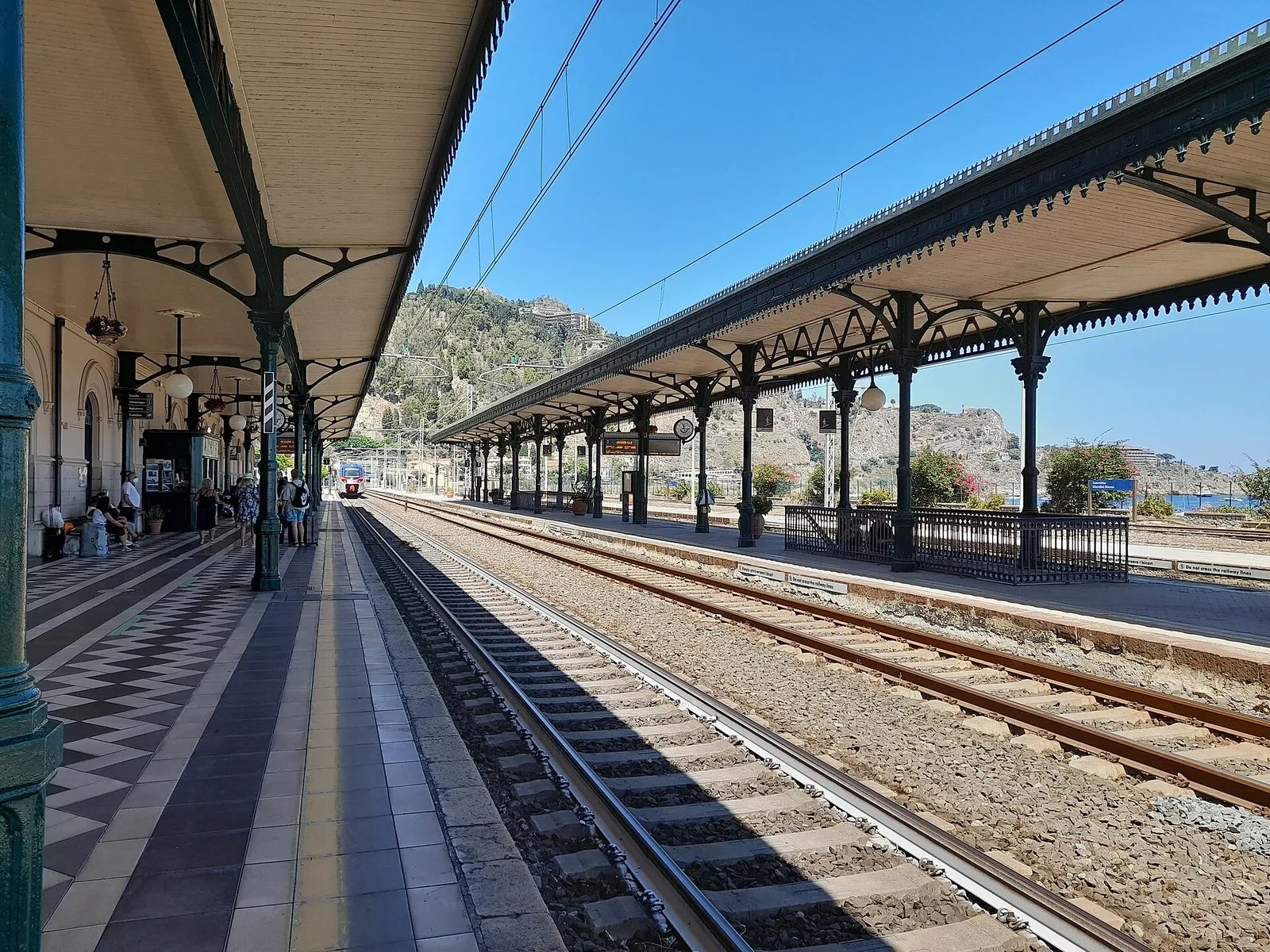 La stazione di Taormina-Giardini